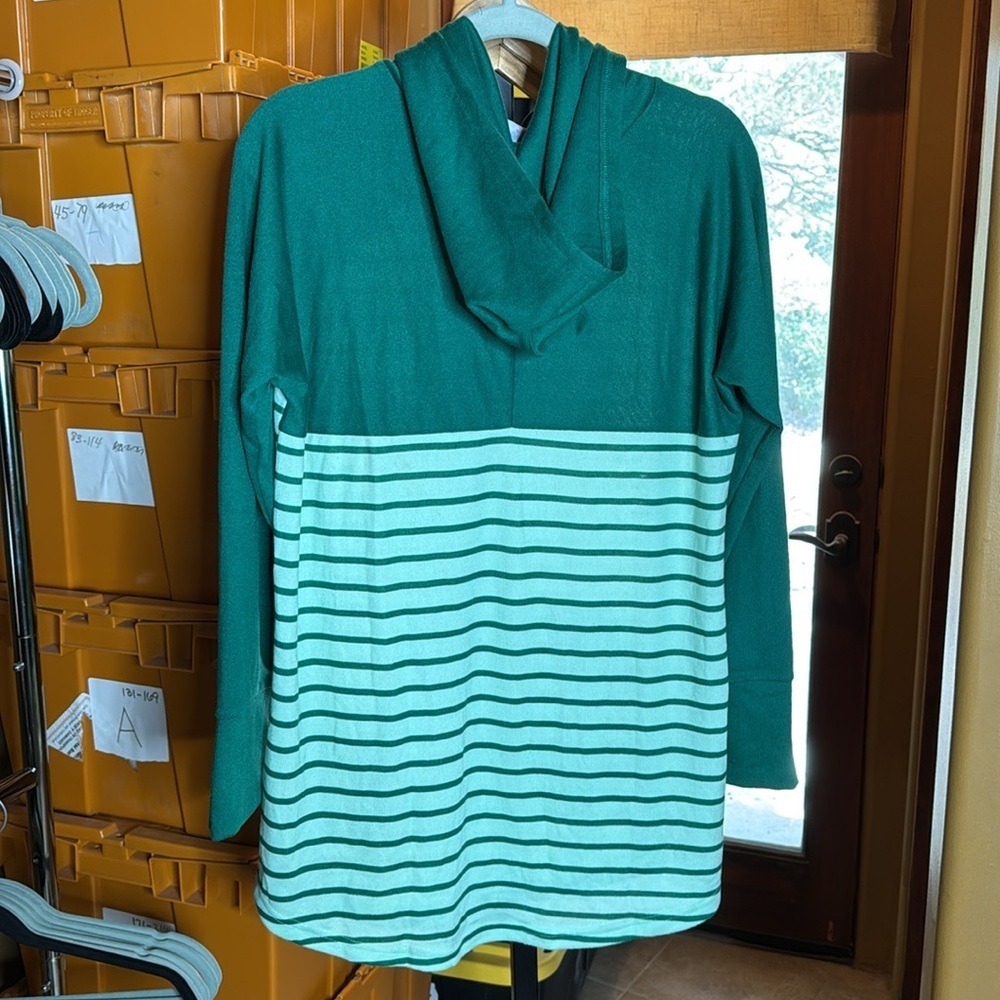 NWT LuLaRoe Amber Lightweight Green Striped Hoodie Hacci Size Large - Picture 8 of 9
